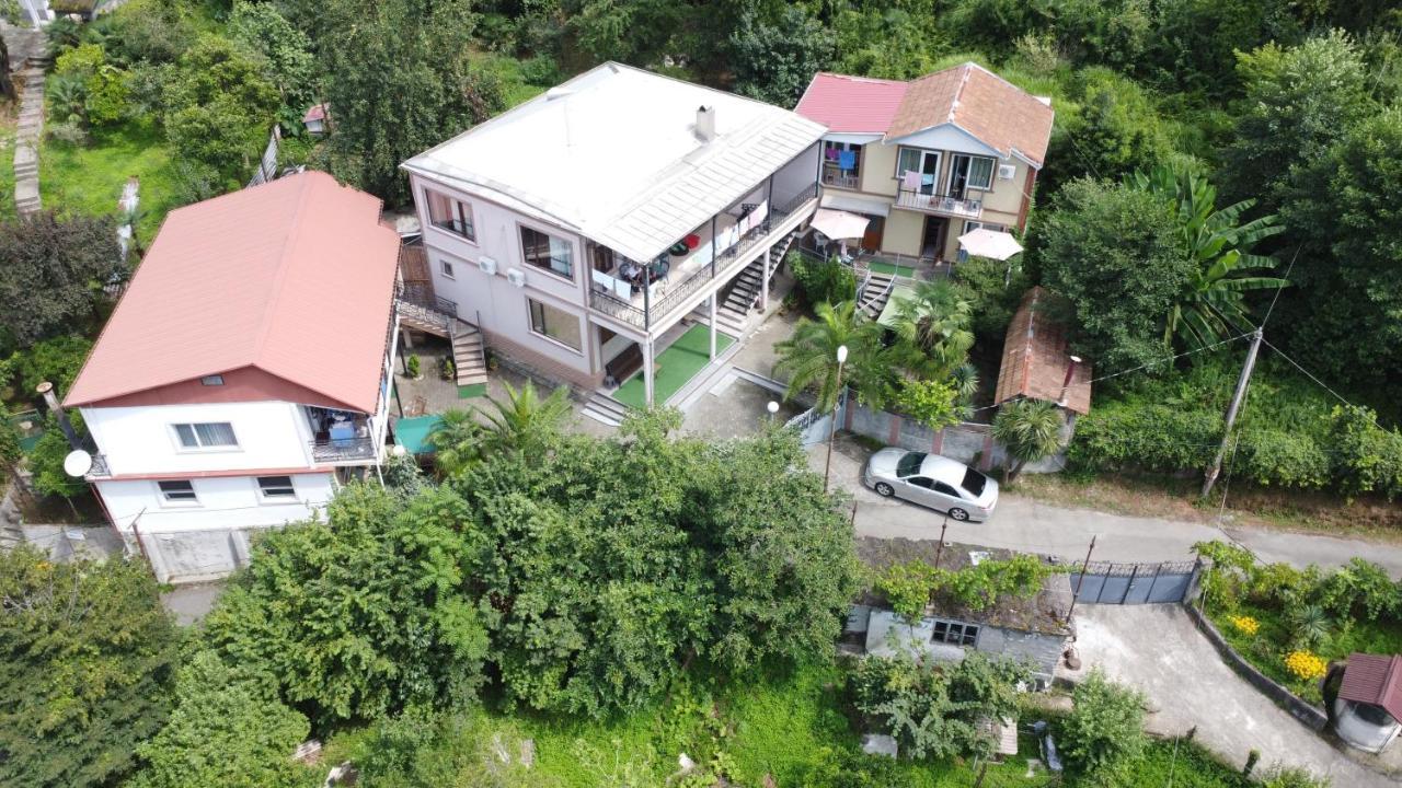 Guest House Nino Machindżauri Zewnętrze zdjęcie
